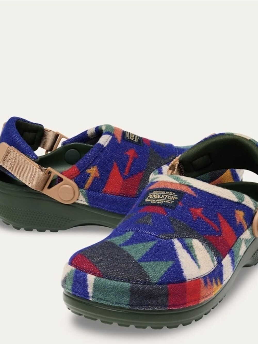 Crocs Pendleton